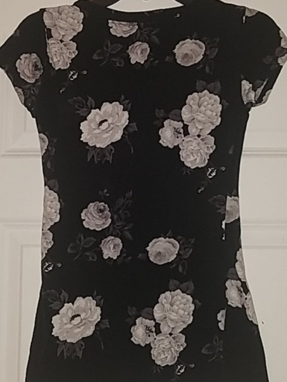 Fitted Top - Picture 2 of 2